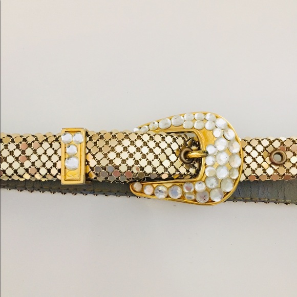 90’s Glamour Extra Long Gold Mesh Belt - Picture 2 of 8